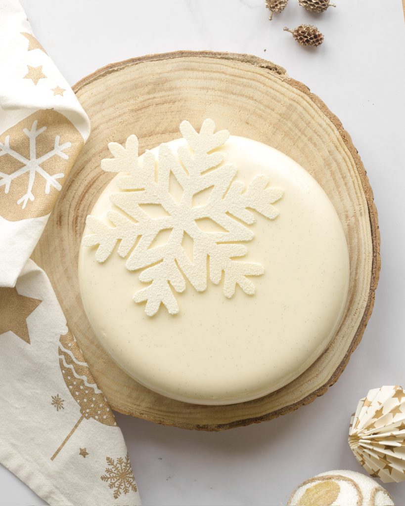 étoile des neiges vue en flat lay