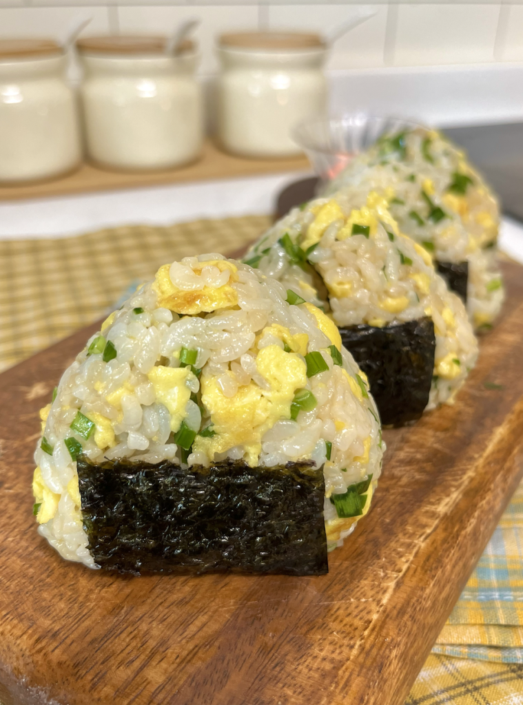Onigiris aux oeufs
